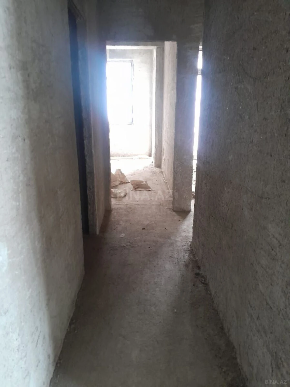 Satılır 3 otaqlı mənzil 106 m²