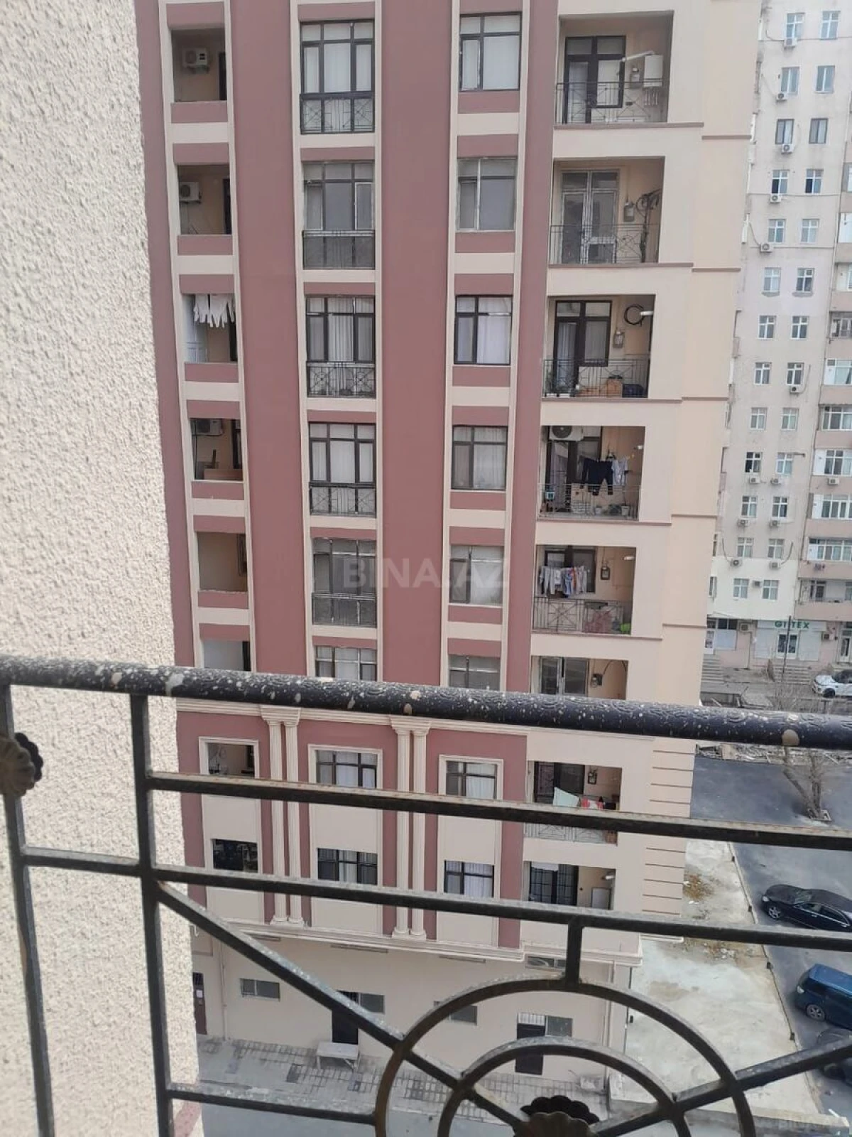 Satılır 3 otaqlı mənzil 106 m²