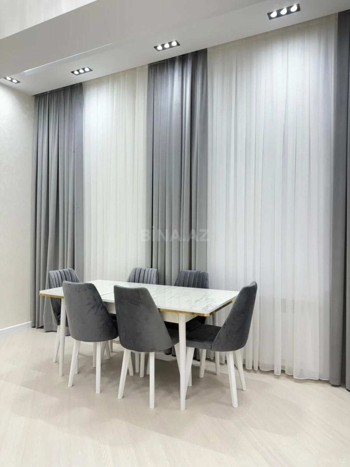 Satılır 3 otaqlı mənzil 99 m²