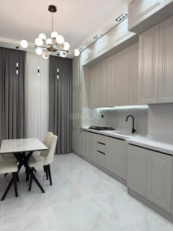 Satılır 3 otaqlı mənzil 99 m²