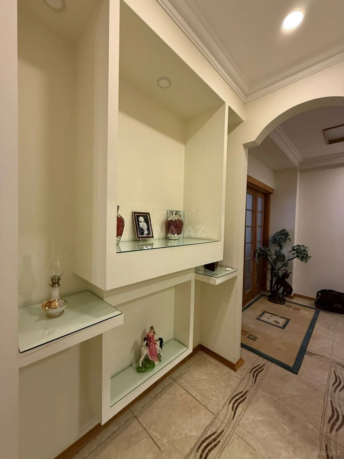 Satılır 3 otaqlı mənzil 150 m²