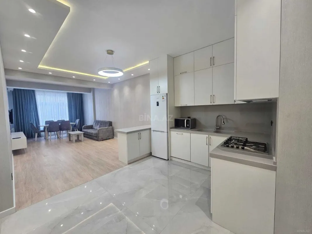 Kirayə verilir 2 otaqlı mənzil 80 m²