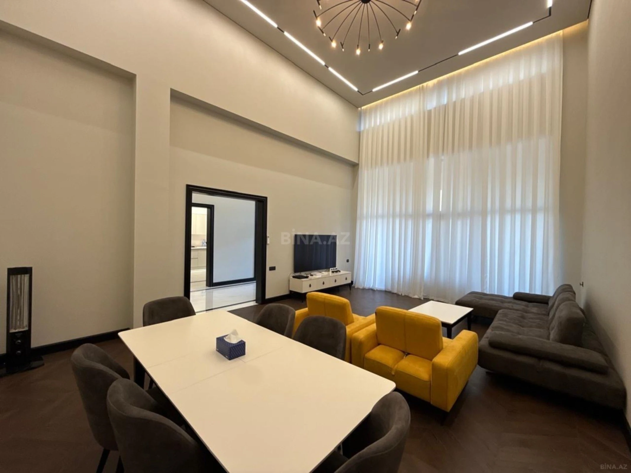 Kirayə verilir 5 otaqlı həyət evi 350 m²