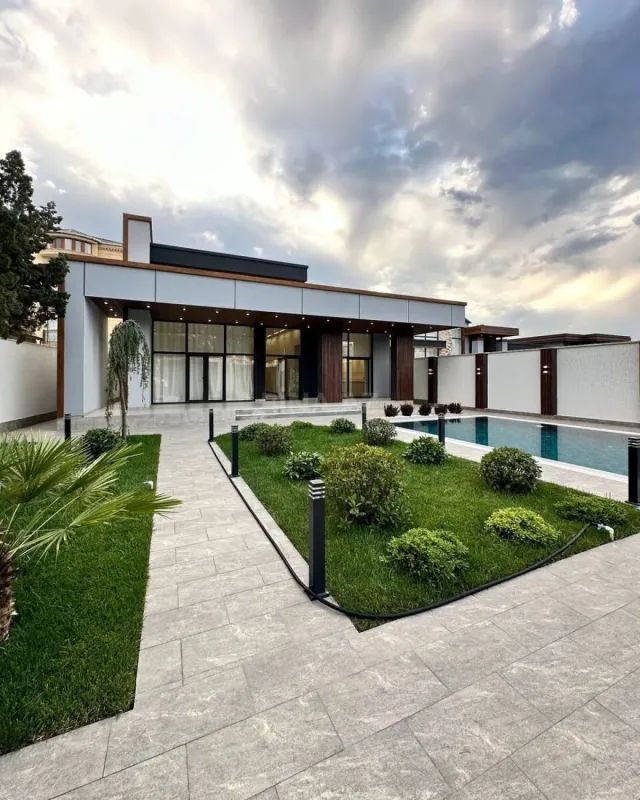 Kirayə verilir 5 otaqlı həyət evi 350 m²