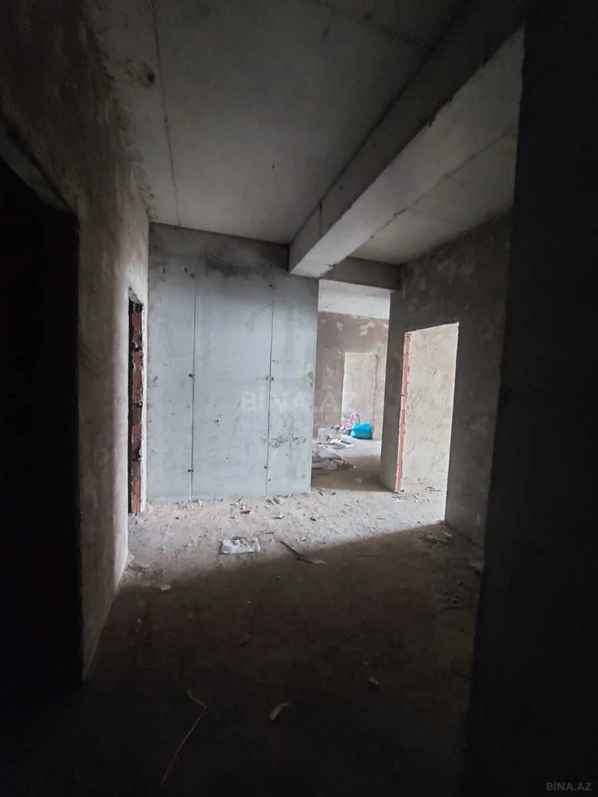 Satılır 15 otaqlı ofis 520 m²