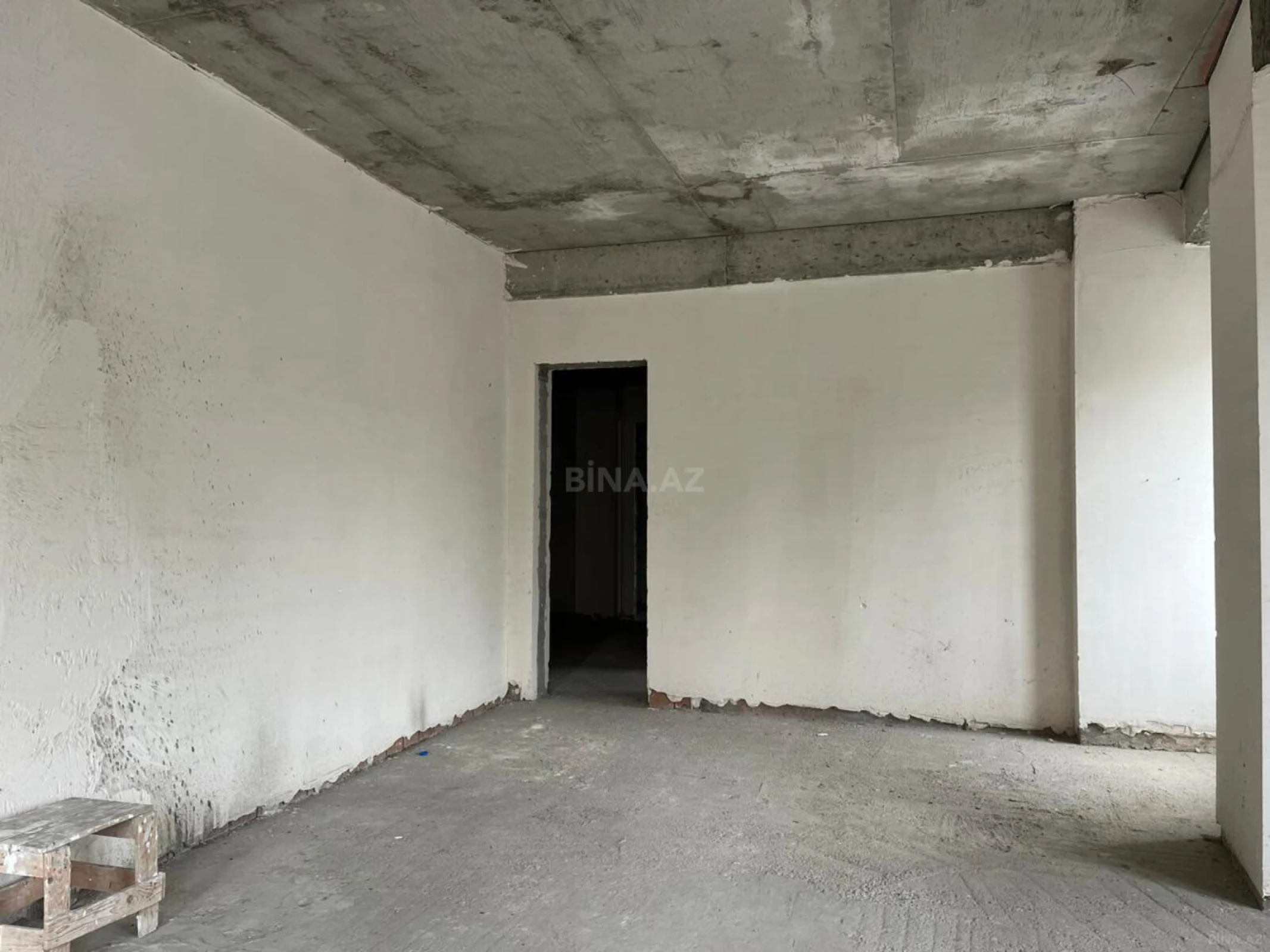 Satılır 15 otaqlı ofis 520 m²