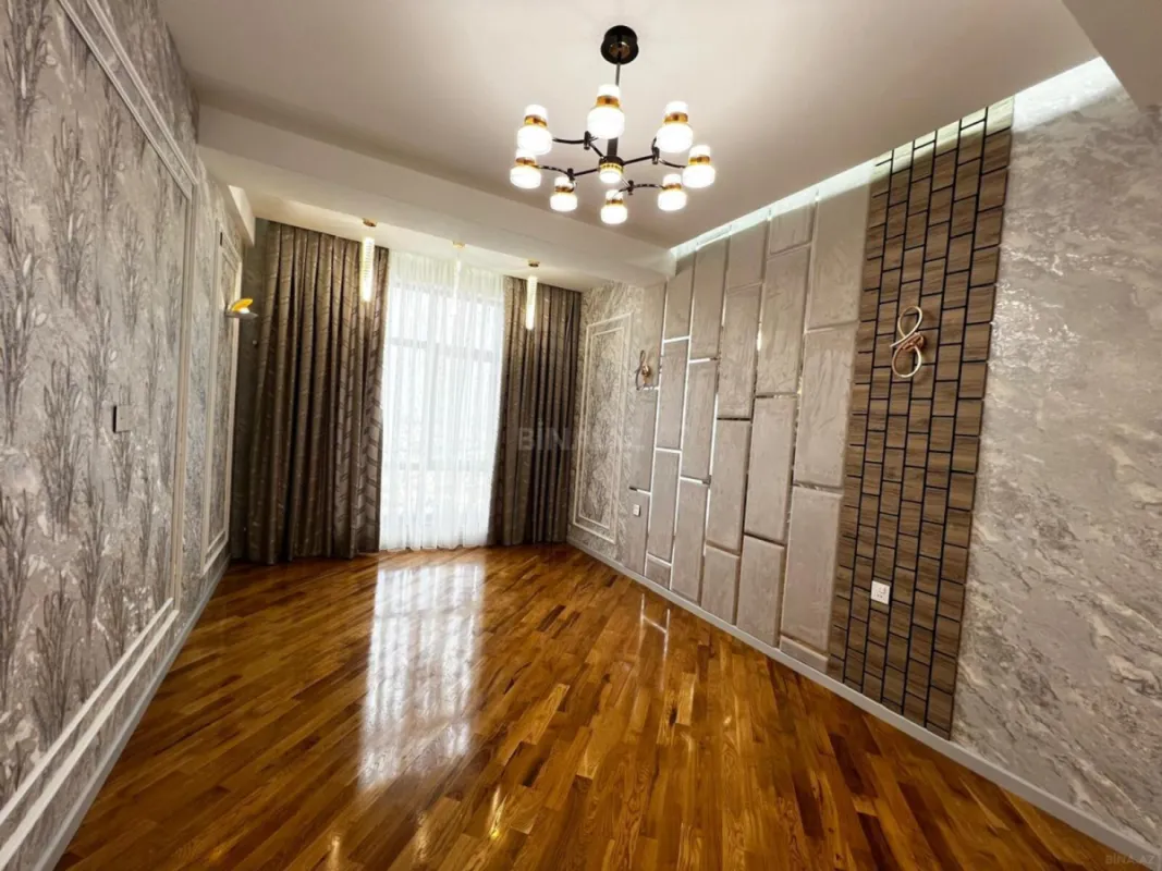 Satılır 2 otaqlı mənzil 85 m²