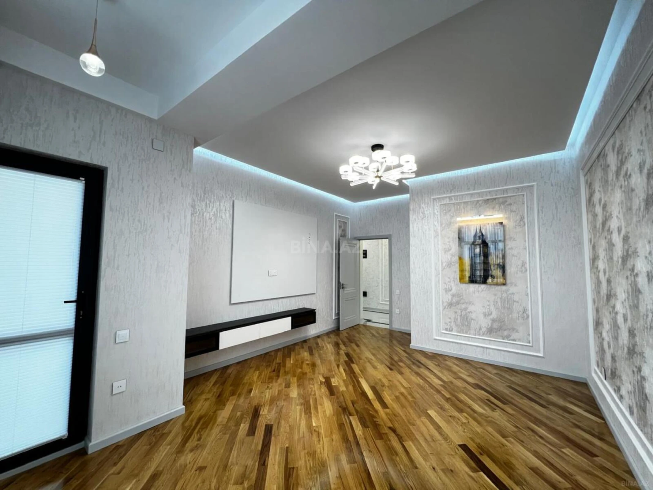 Satılır 2 otaqlı mənzil 85 m²