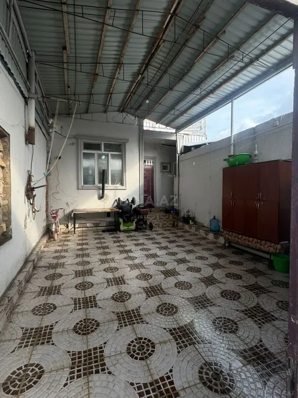 Satılır 5 otaqlı həyət evi 150 m²