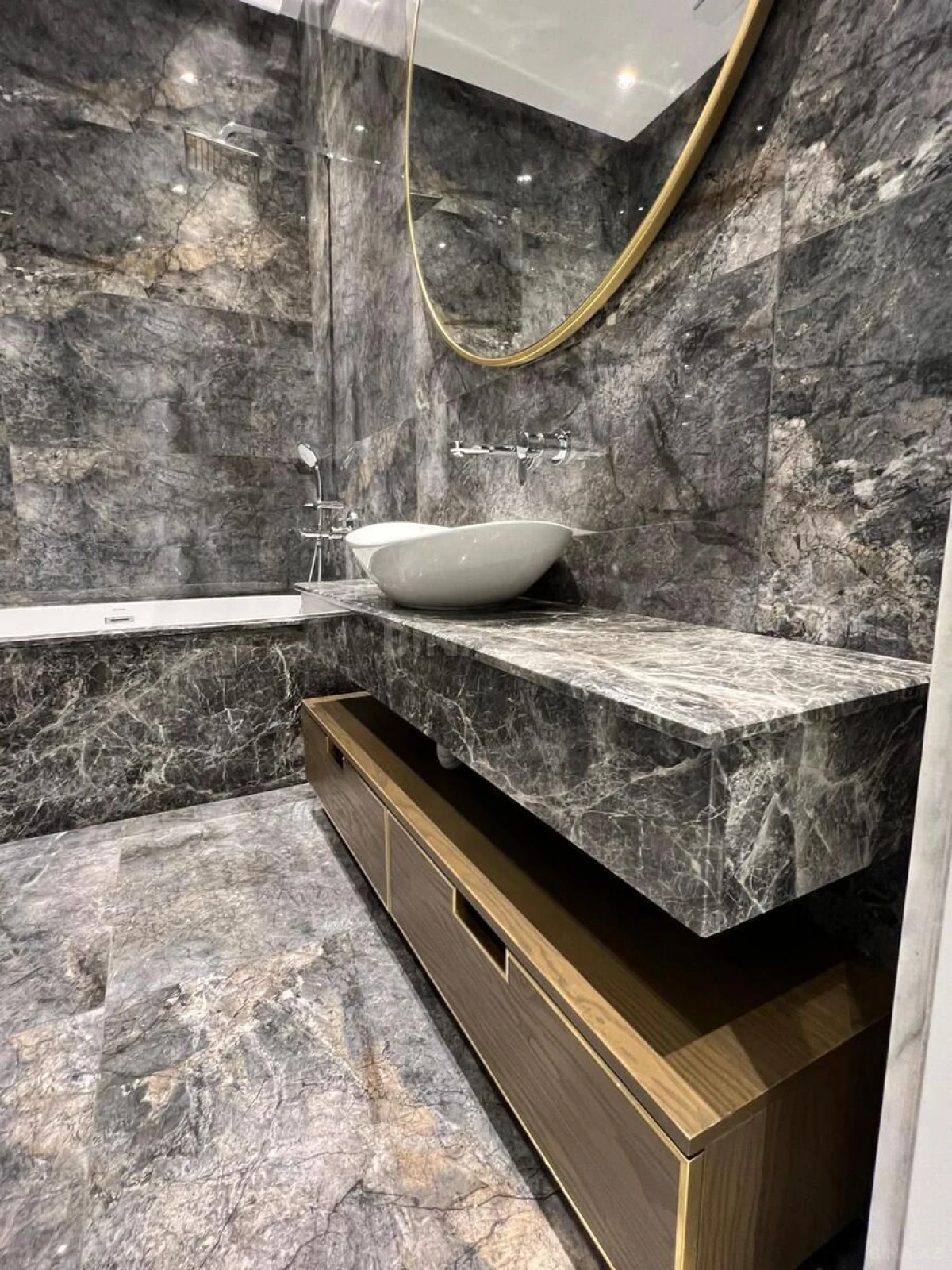 Kirayə verilir 3 otaqlı mənzil 100 m²