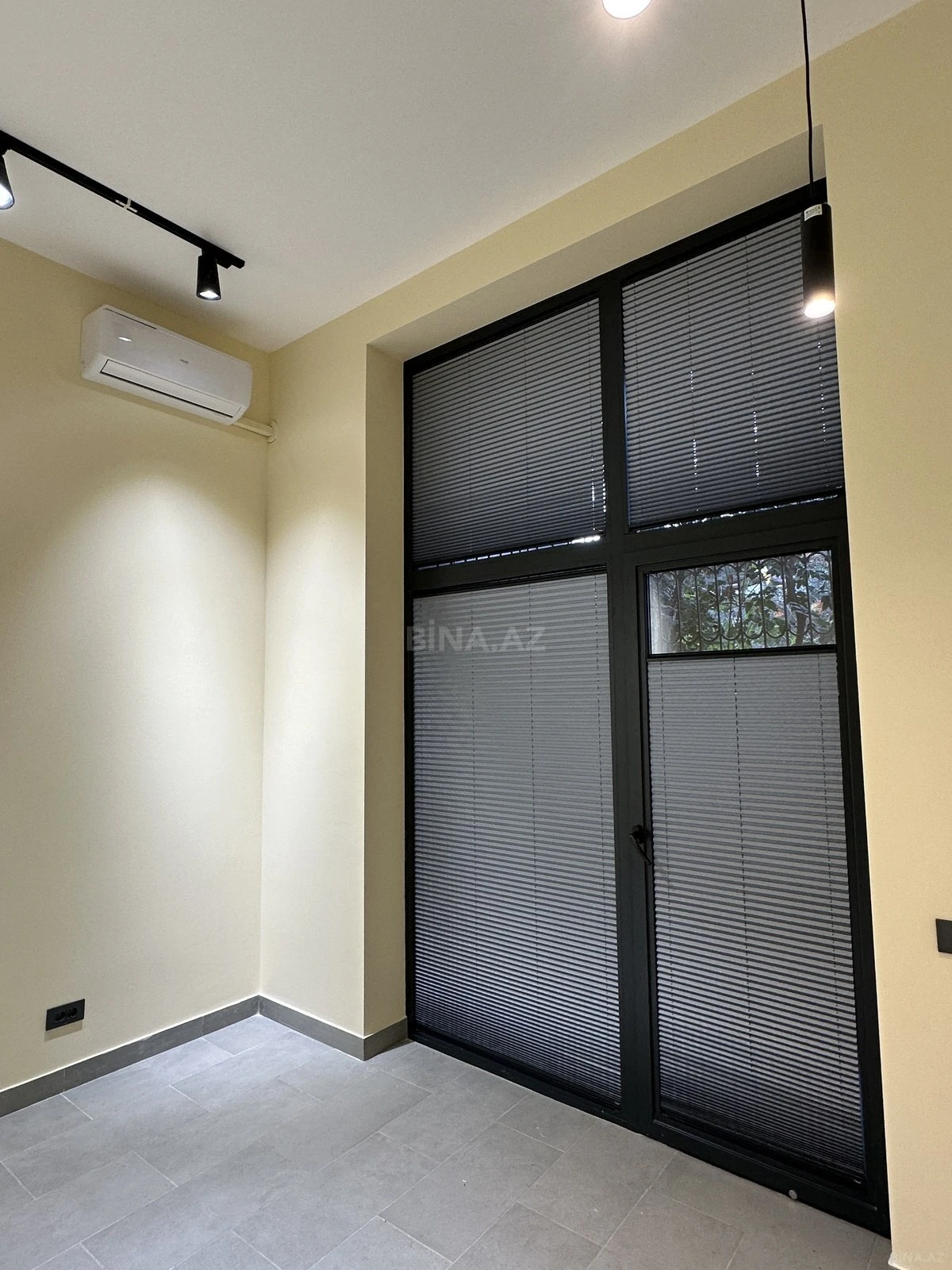 Kirayə verilir 4 otaqlı ofis 120 m²