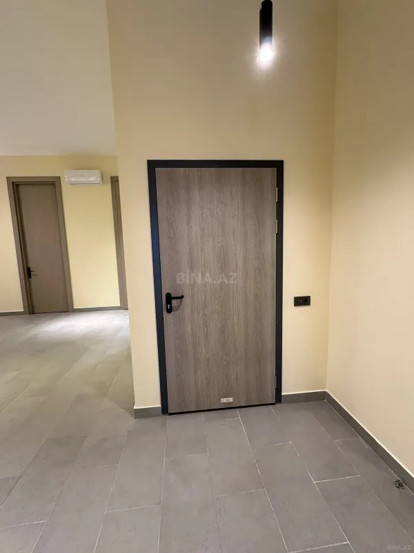Kirayə verilir 4 otaqlı ofis 120 m²