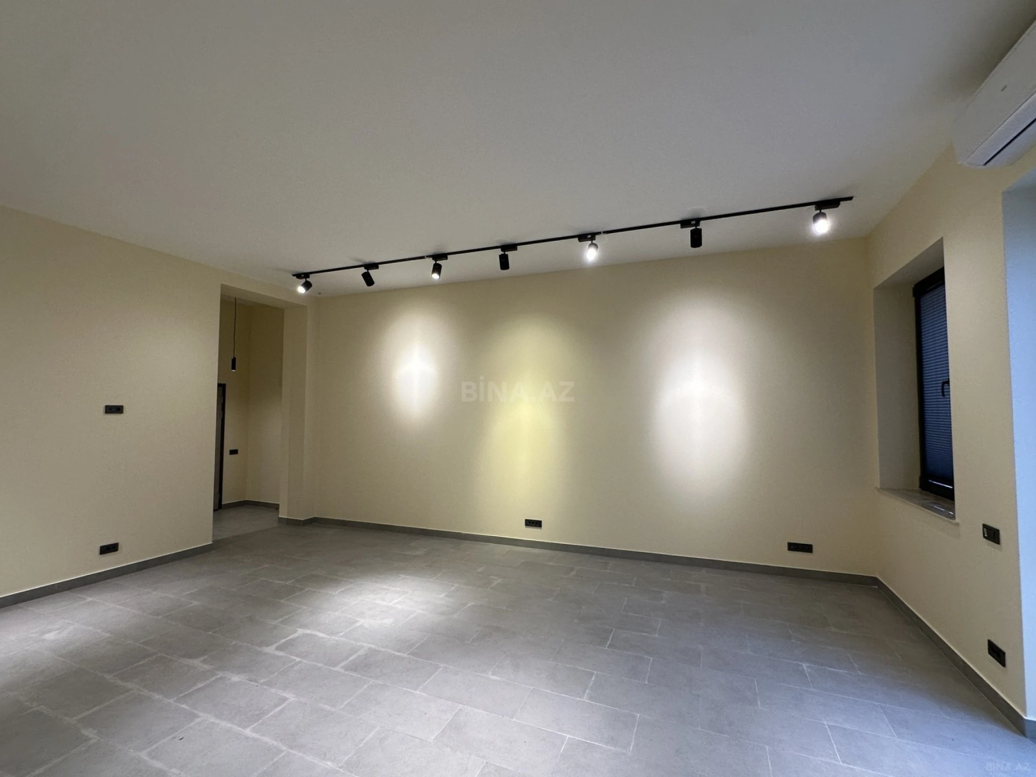 Kirayə verilir 4 otaqlı ofis 120 m²