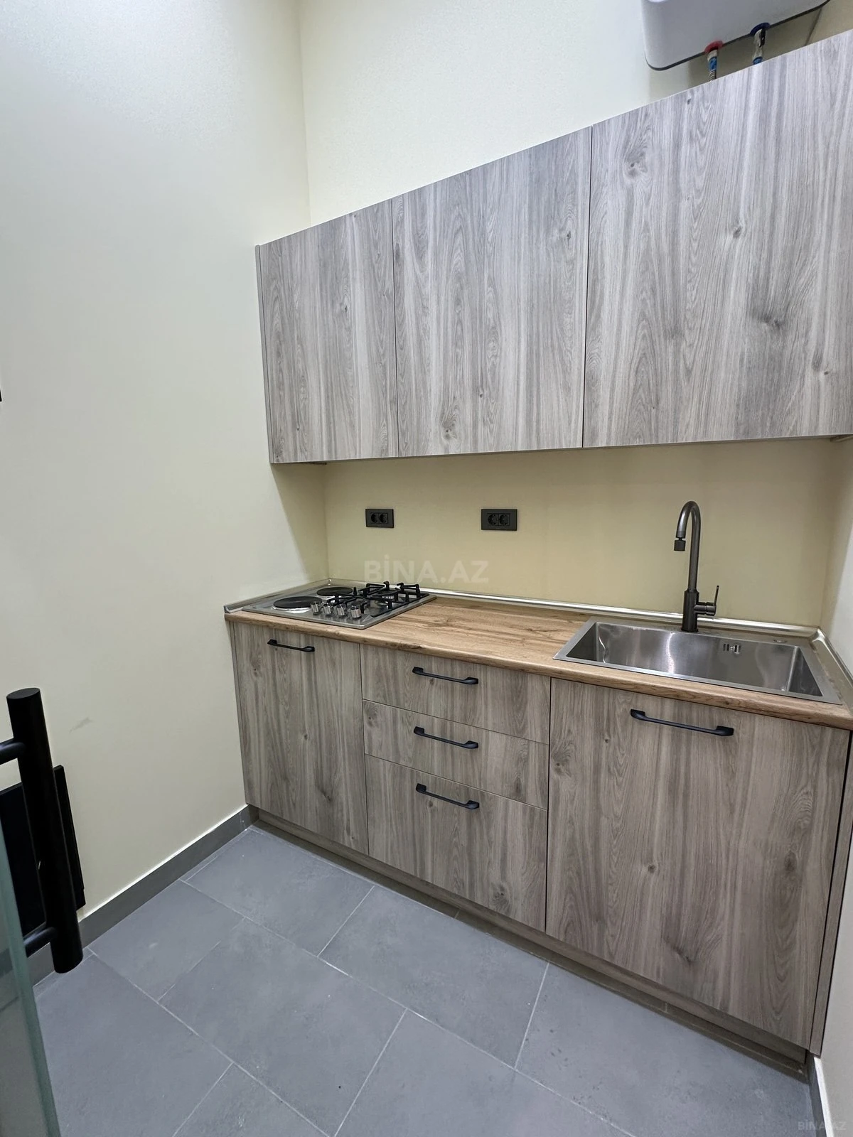 Kirayə verilir 4 otaqlı ofis 120 m²