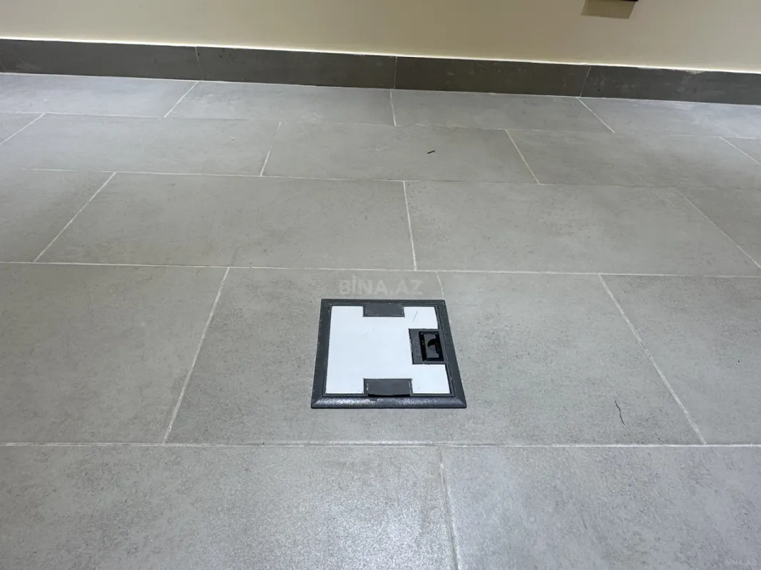 Kirayə verilir 4 otaqlı ofis 120 m²