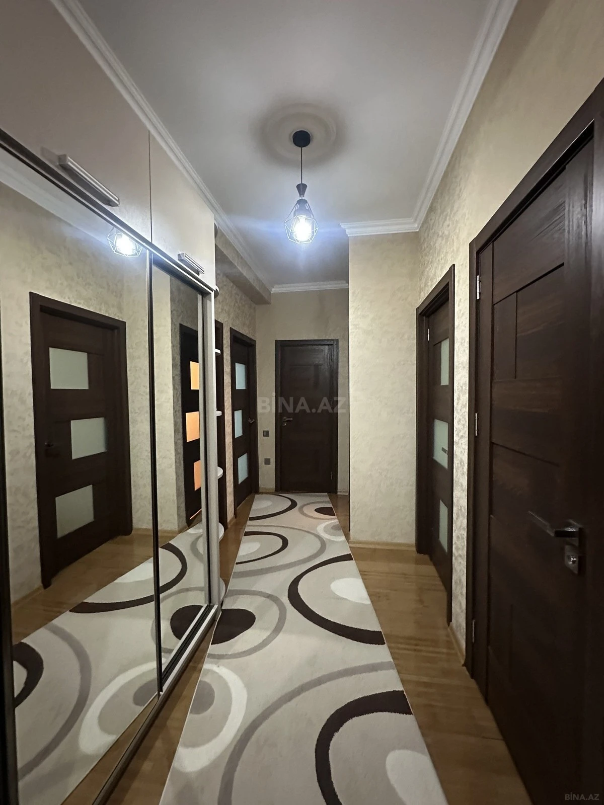 Satılır 3 otaqlı mənzil 83 m²