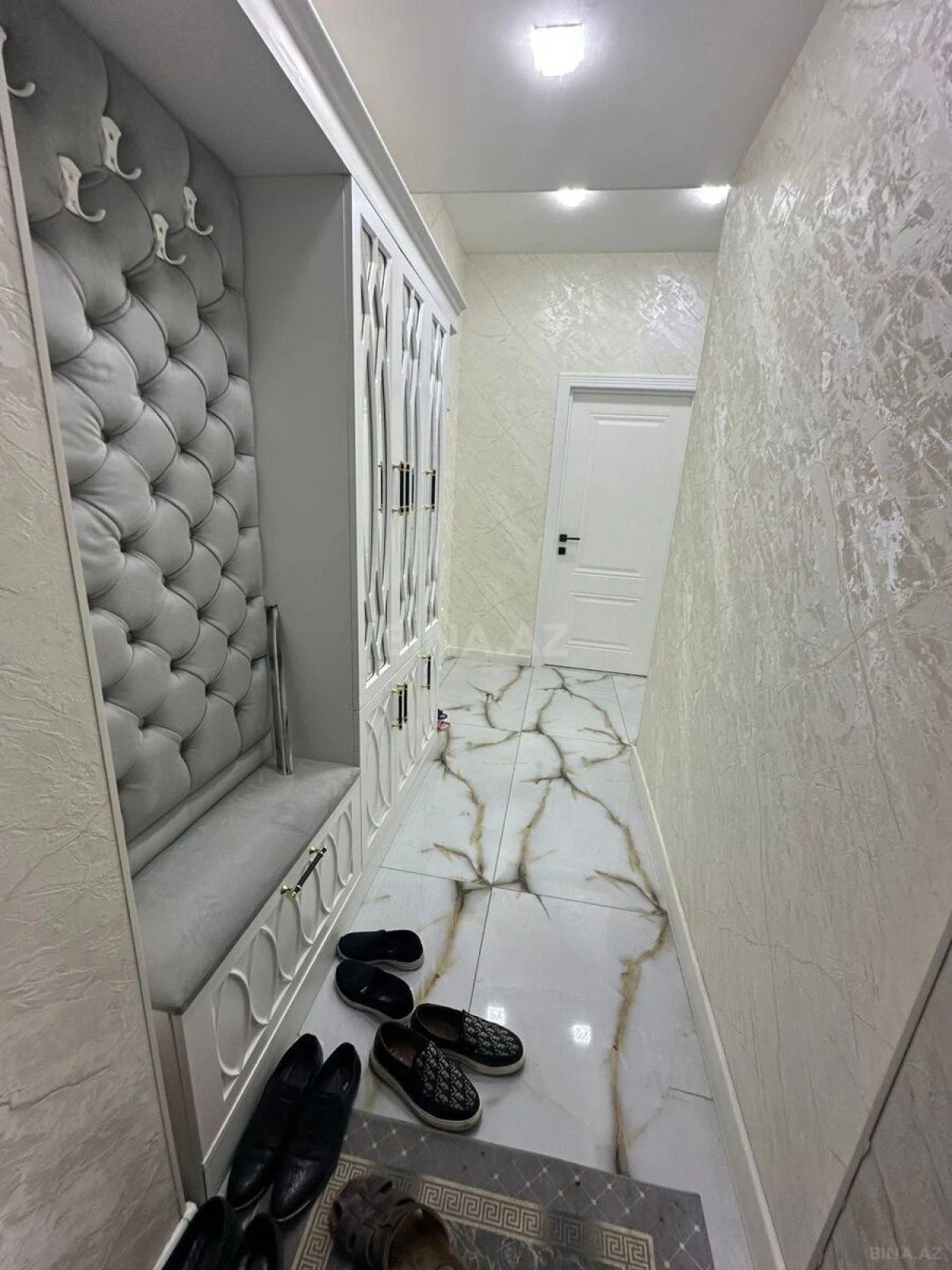 Satılır 3 otaqlı mənzil 72 m²