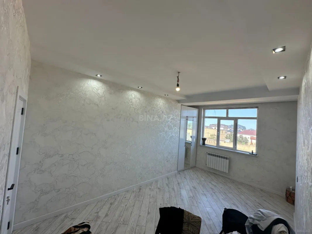Satılır 3 otaqlı mənzil 72 m²