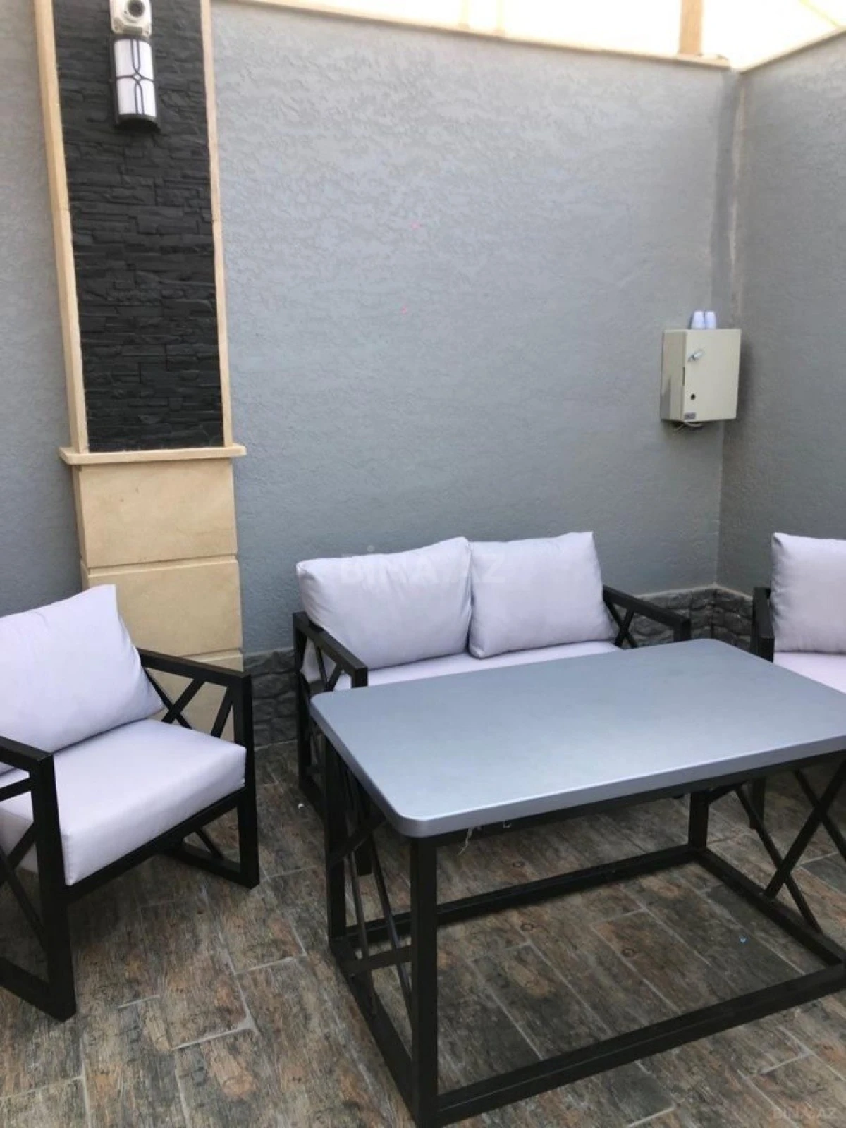 Kirayə verilir 5 otaqlı həyət evi 400 m²