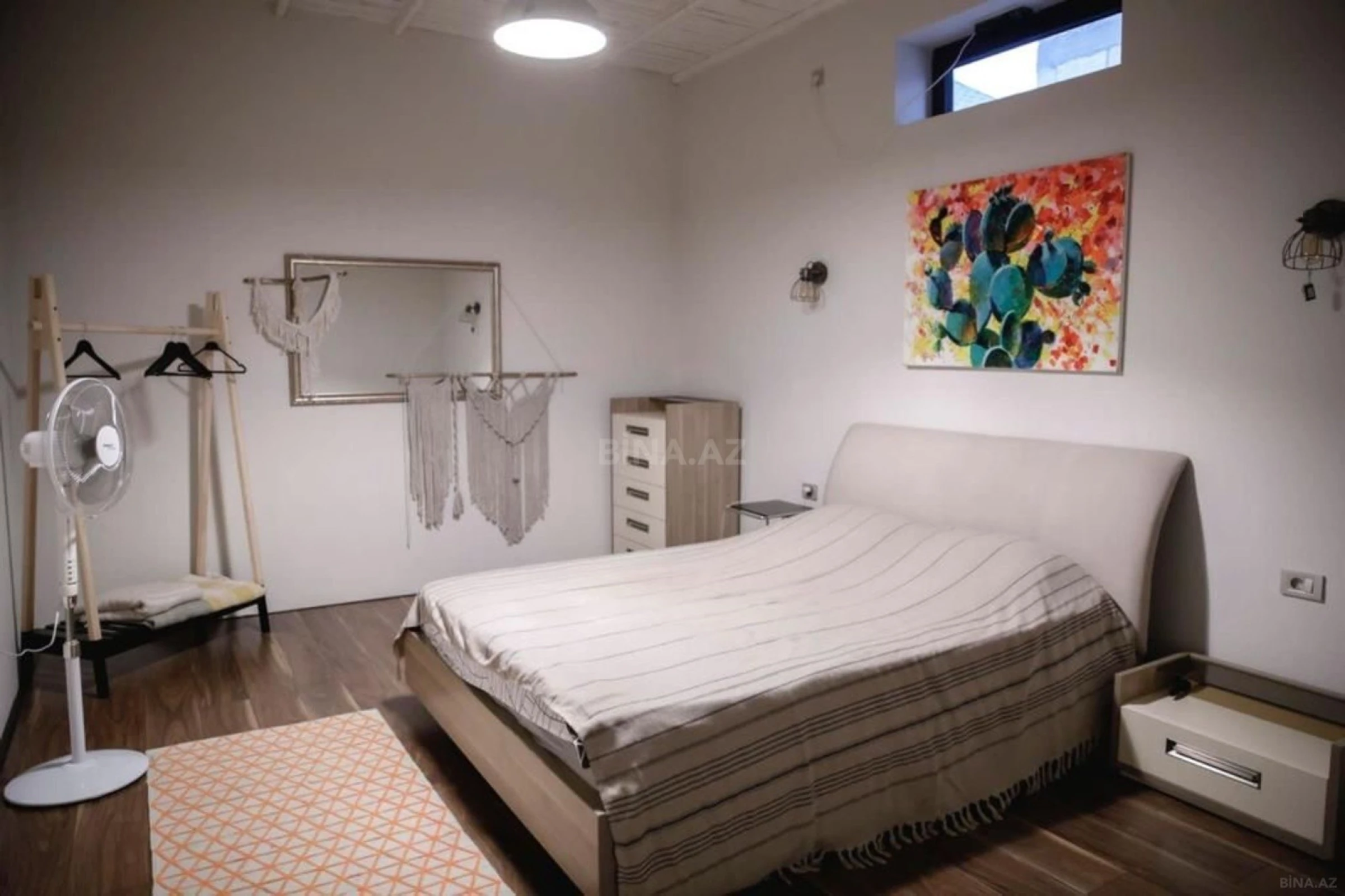 Kirayə verilir 3 otaqlı həyət evi 240 m²