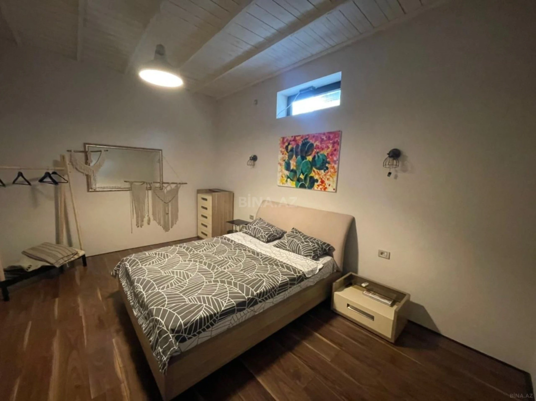 Kirayə verilir 3 otaqlı həyət evi 240 m²