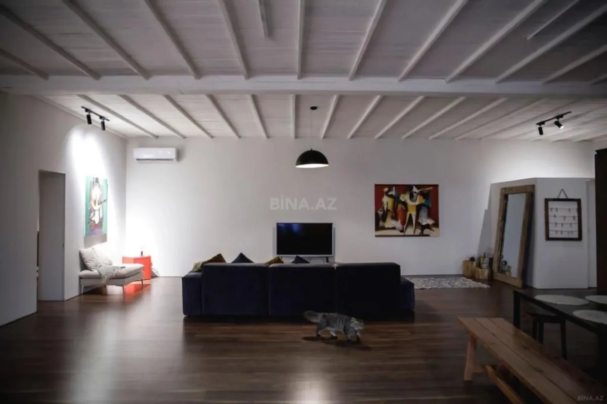 Kirayə verilir 3 otaqlı həyət evi 240 m²