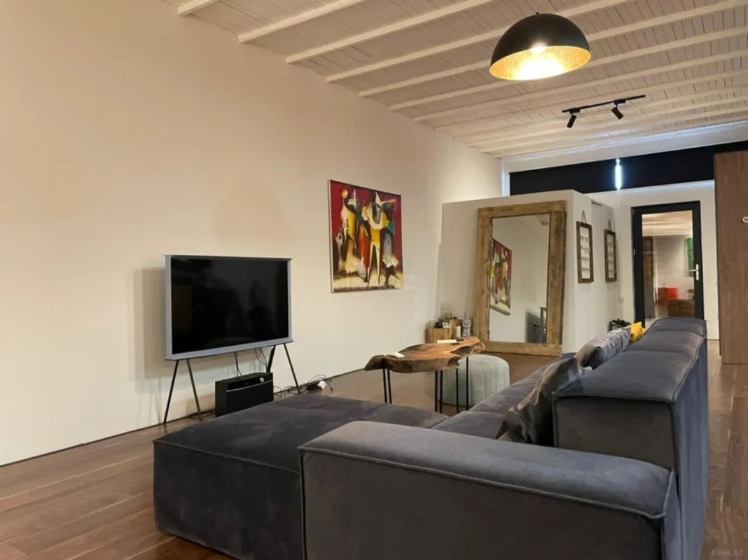 Kirayə verilir 3 otaqlı həyət evi 240 m²