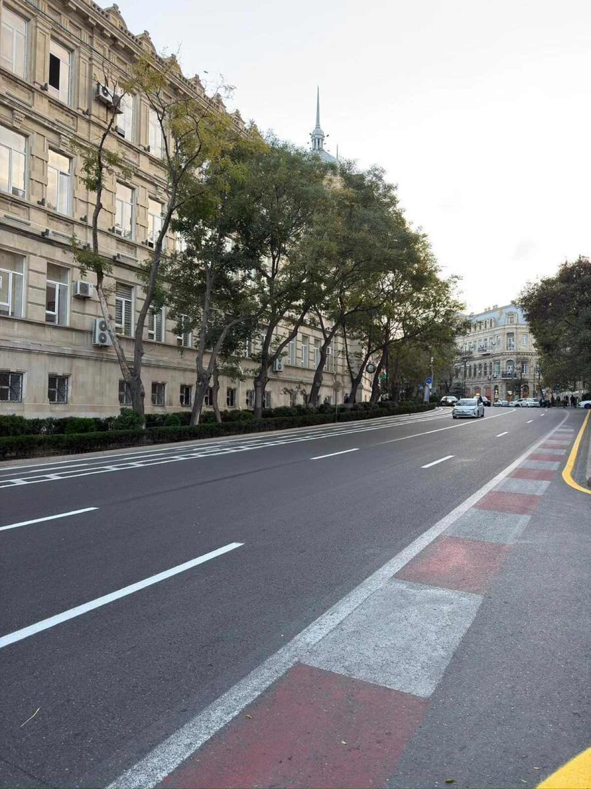 Satılır obyekt 60 m²