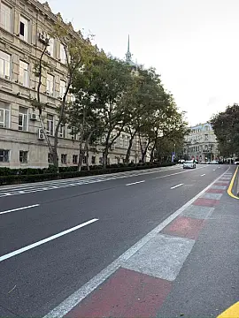 Satılır obyekt 60 m²