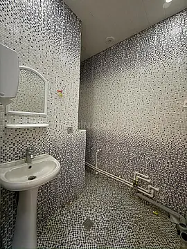 Satılır obyekt 60 m²