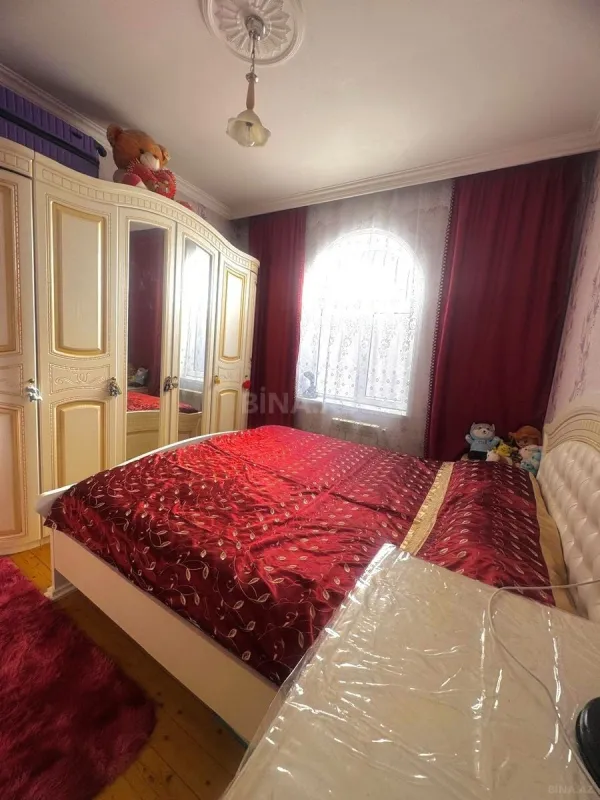 Satılır 5 otaqlı həyət evi 140 m²