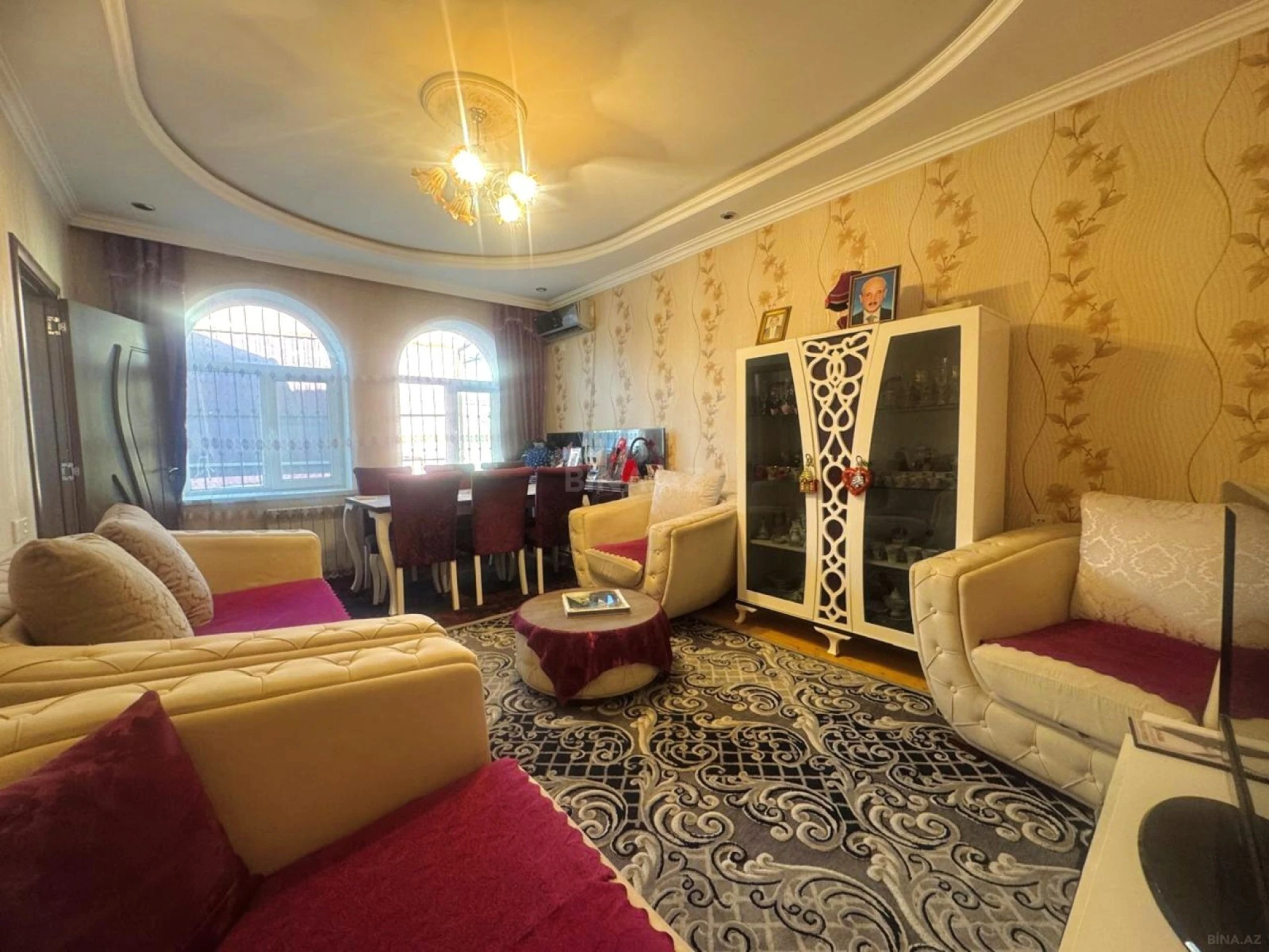 Satılır 5 otaqlı həyət evi 140 m²