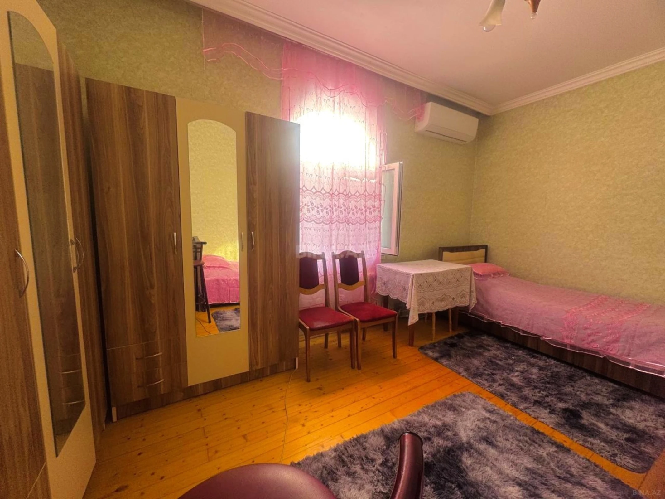 Satılır 5 otaqlı həyət evi 140 m²