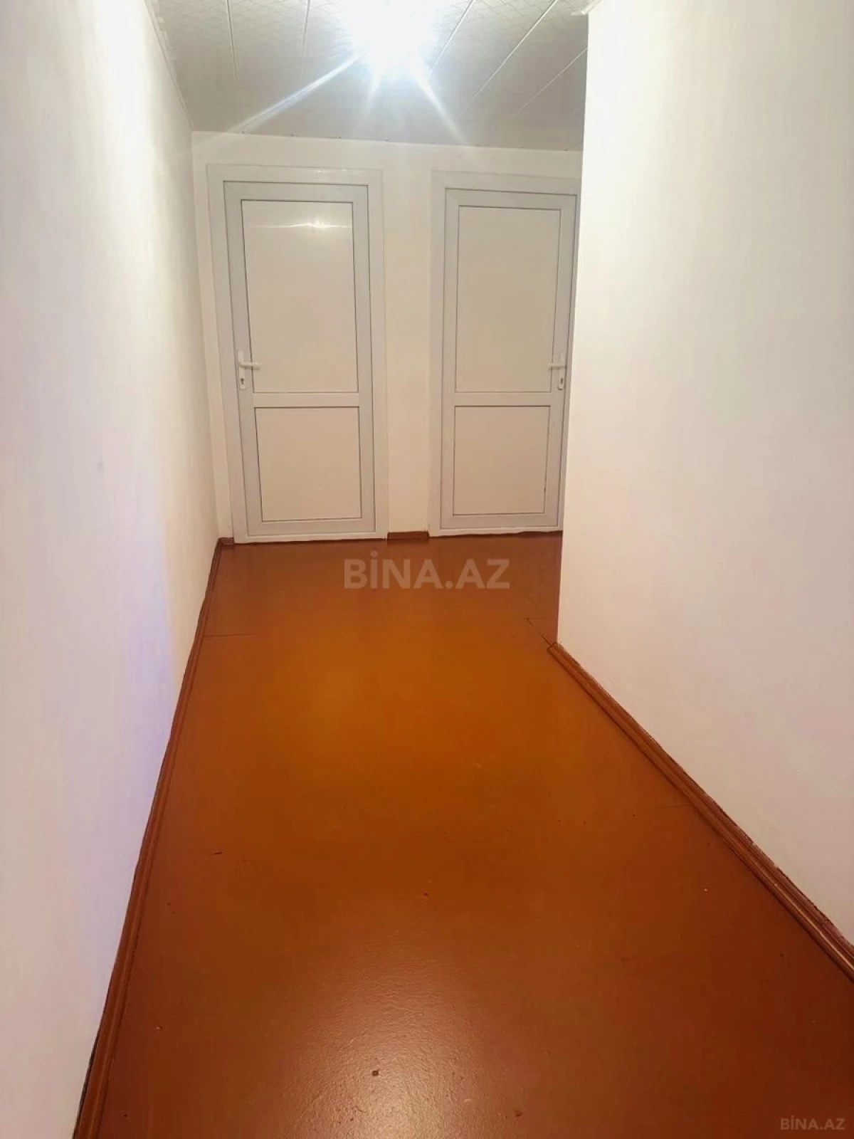 Satılır 5 otaqlı həyət evi 140 m²
