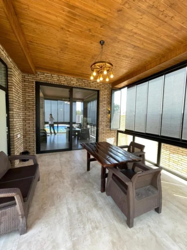 Kirayə verilir 3 otaqlı həyət evi 180 m²