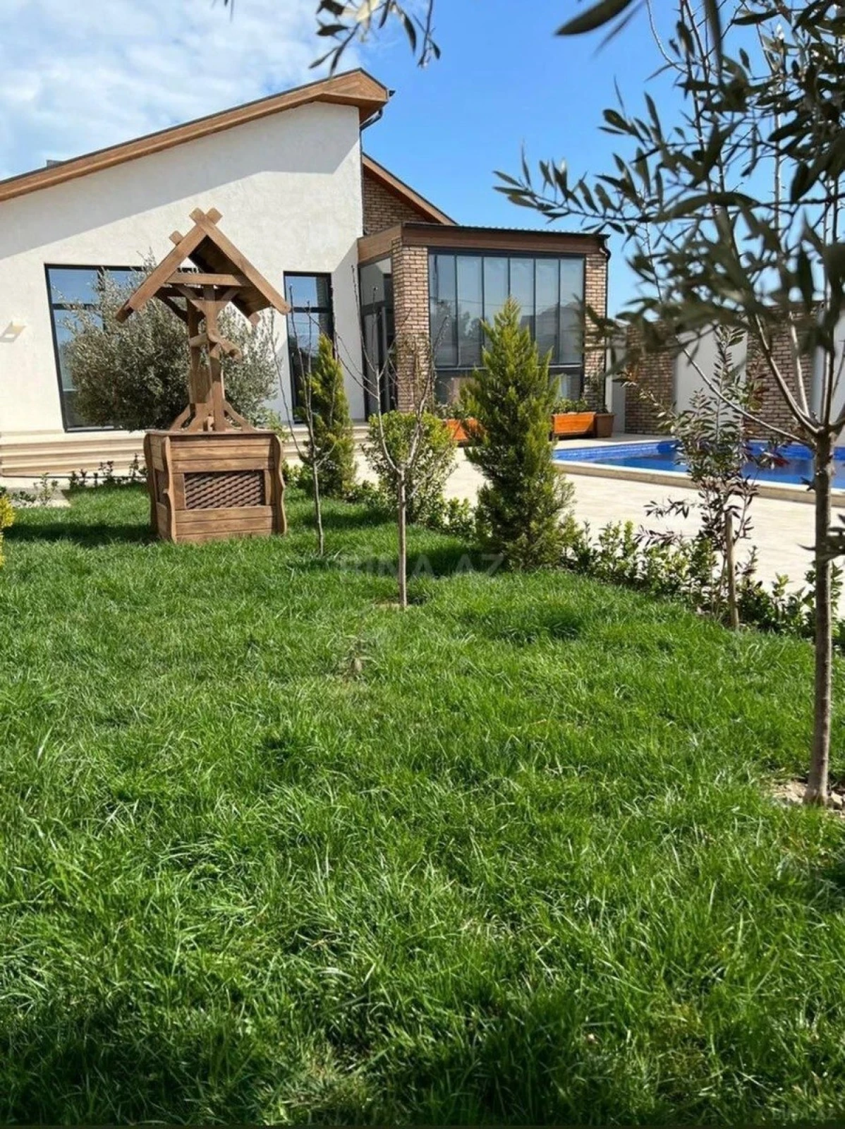 Kirayə verilir 3 otaqlı həyət evi 180 m²