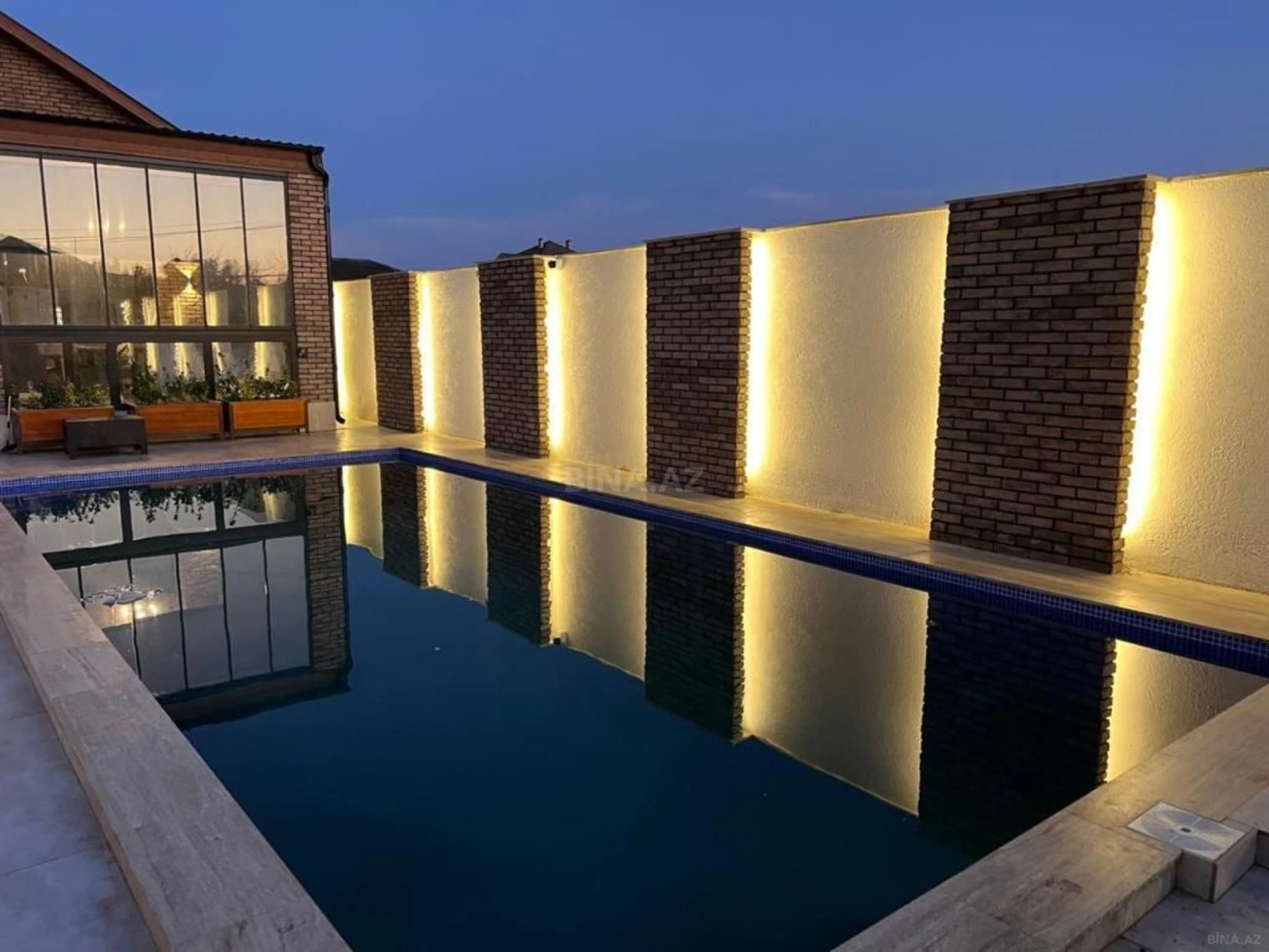 Kirayə verilir 3 otaqlı həyət evi 180 m²