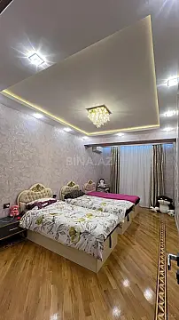 Satılır 3 otaqlı mənzil 134 m²