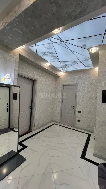 Satılır 3 otaqlı mənzil 134 m²