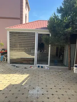 Satılır 4 otaqlı həyət evi 200 m²