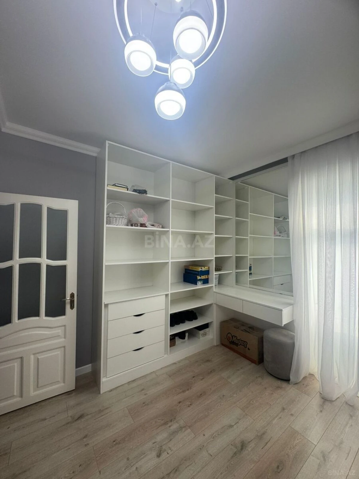 Satılır 4 otaqlı həyət evi 200 m²