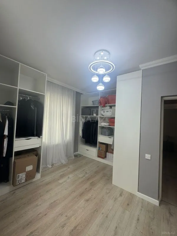 Satılır 4 otaqlı həyət evi 200 m²