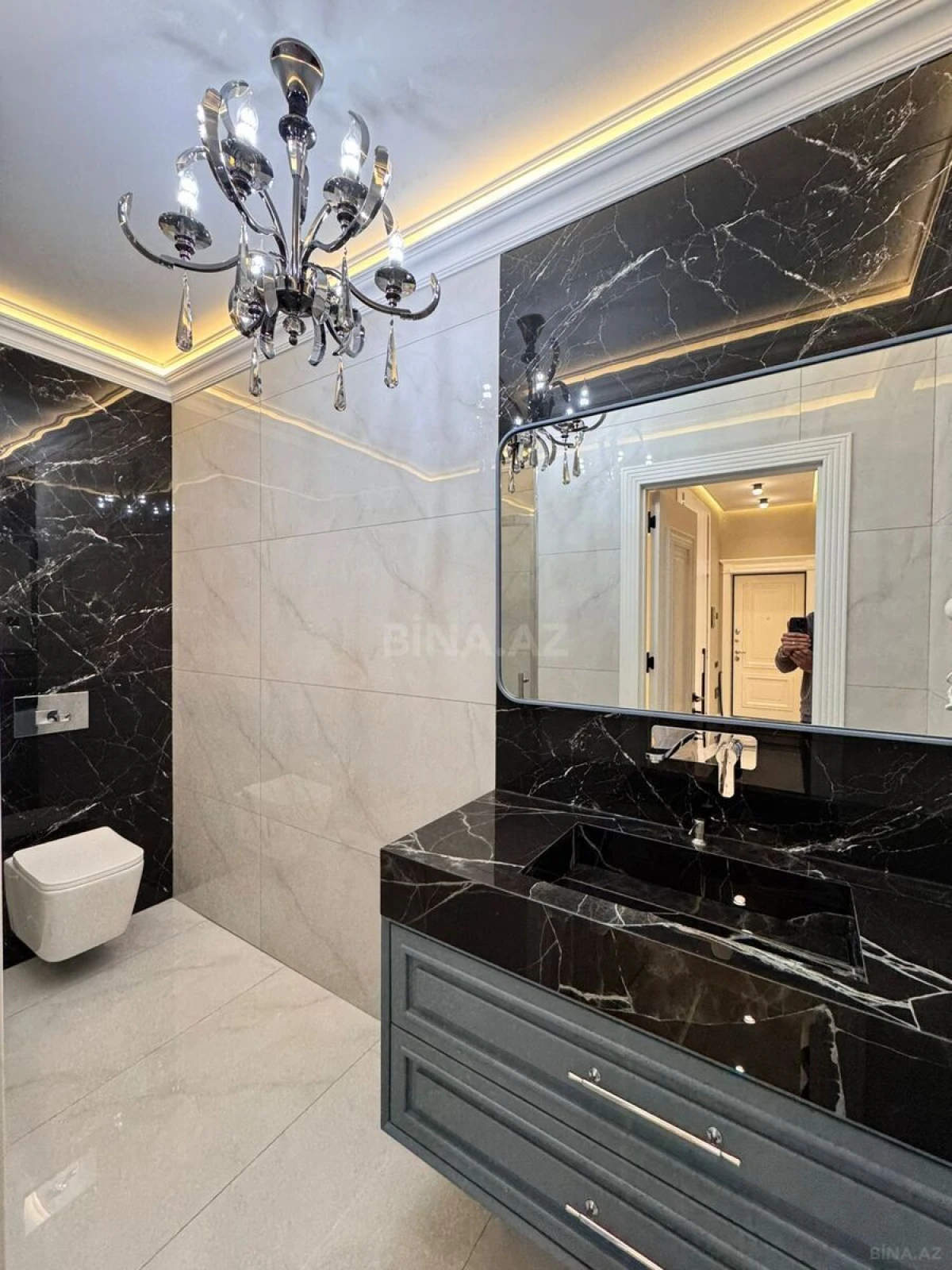 Satılır 2 otaqlı mənzil 86 m²