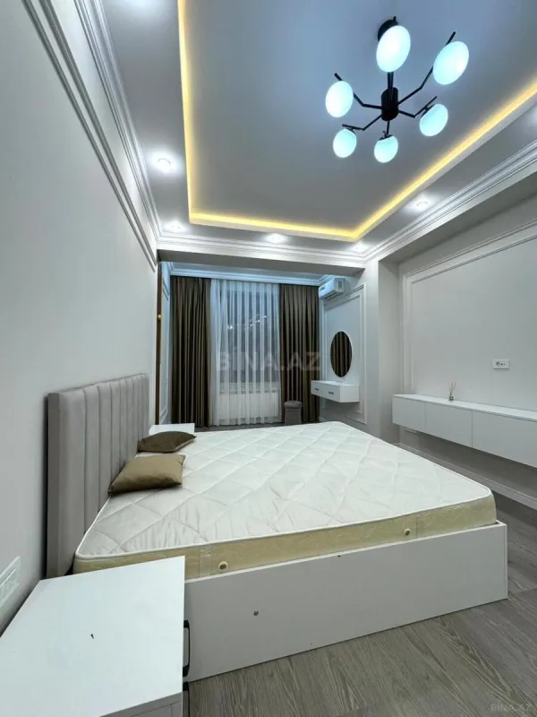 Kirayə verilir 2 otaqlı mənzil 70 m²