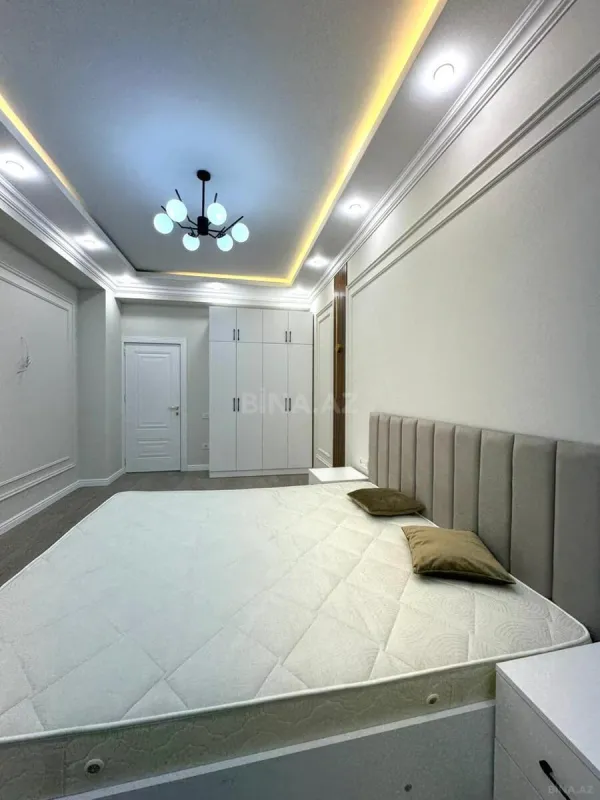 Kirayə verilir 2 otaqlı mənzil 70 m²