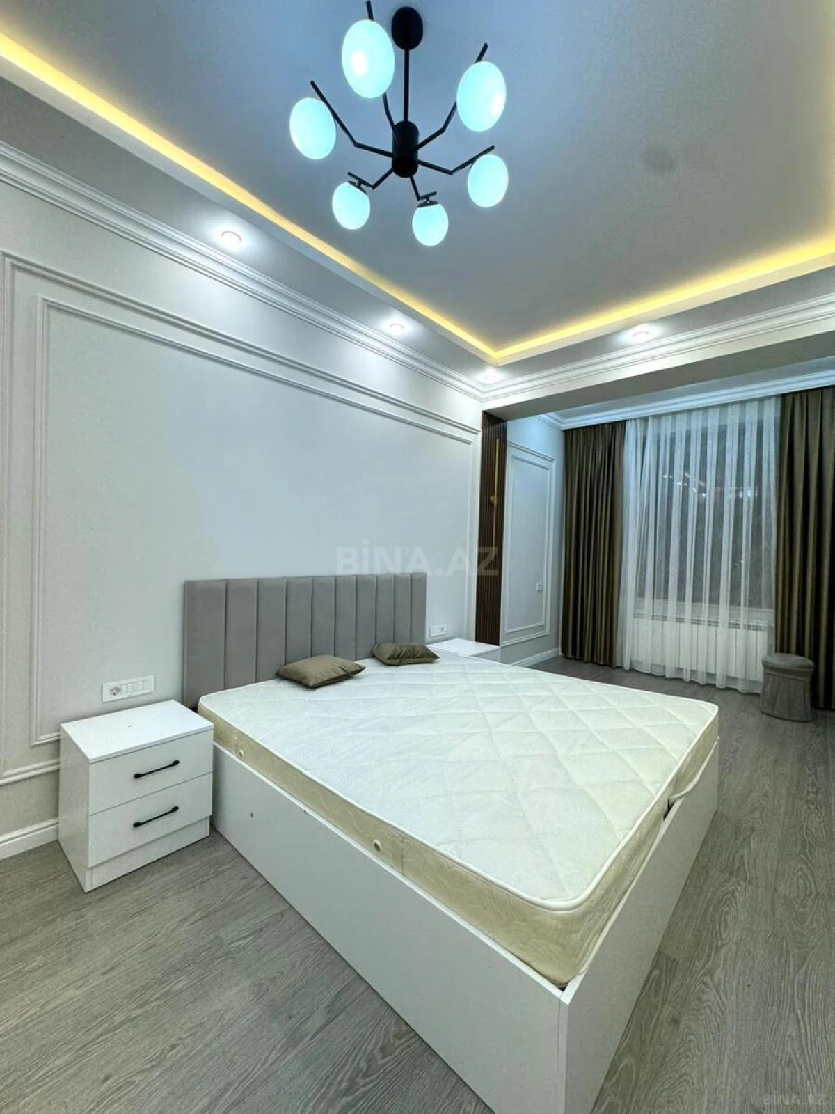 Kirayə verilir 2 otaqlı mənzil 70 m²