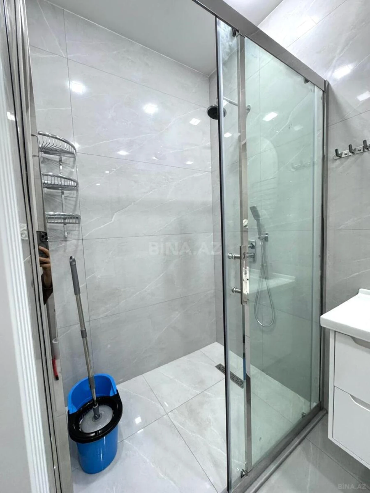 Kirayə verilir 2 otaqlı mənzil 70 m²