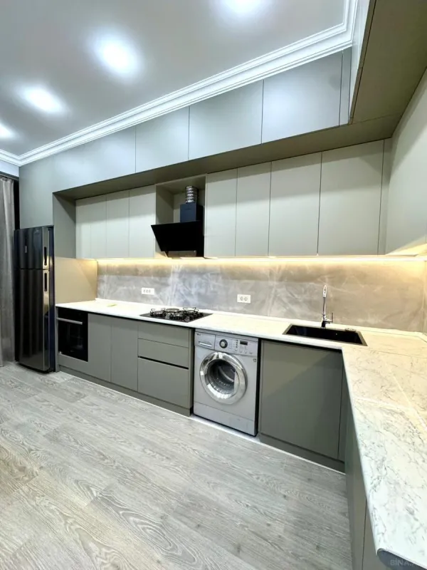 Kirayə verilir 2 otaqlı mənzil 70 m²