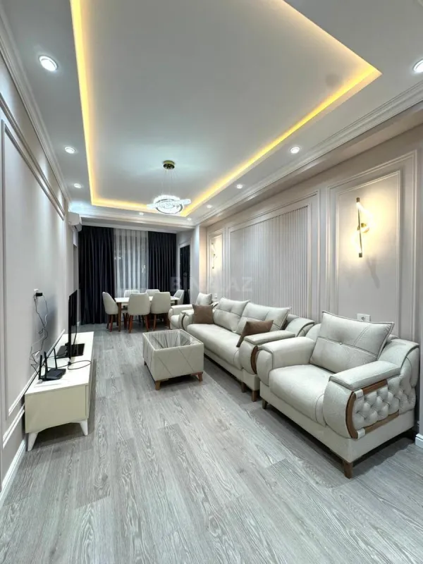 Kirayə verilir 2 otaqlı mənzil 70 m²