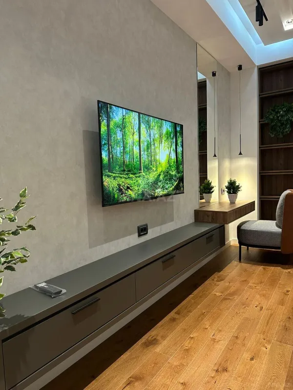 Kirayə verilir 3 otaqlı mənzil 140 m²